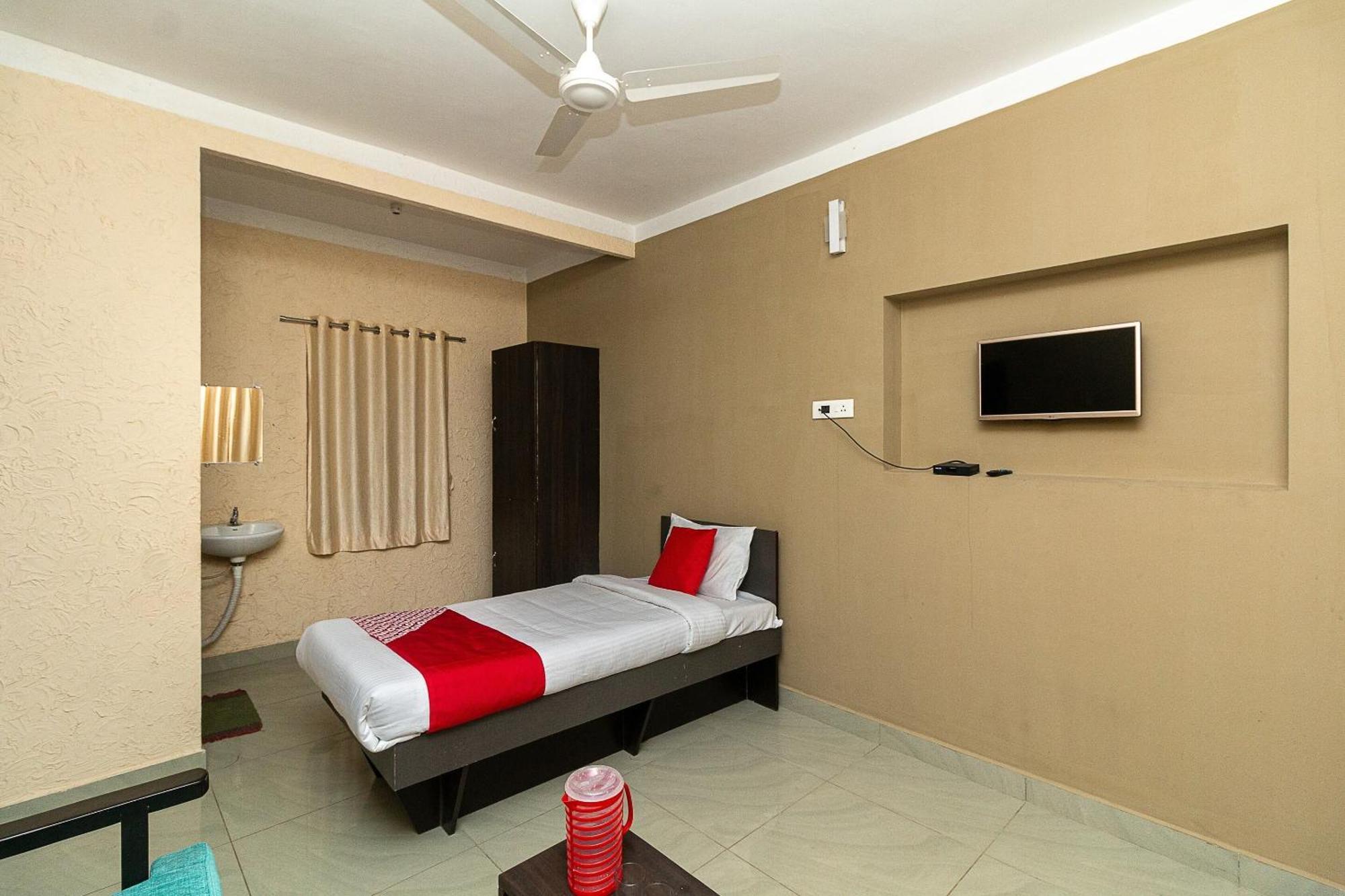 Oyo Green Hills Villa Kuttālam エクステリア 写真